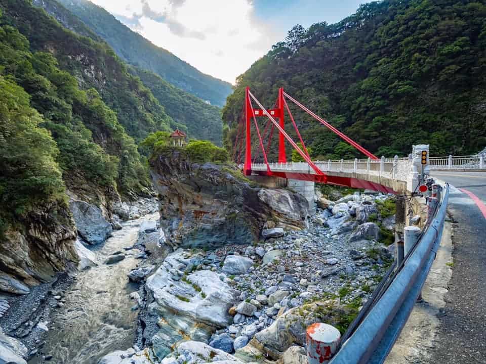 อุทยานแห่งชาติทาโรโกะ (Taroko National Park)